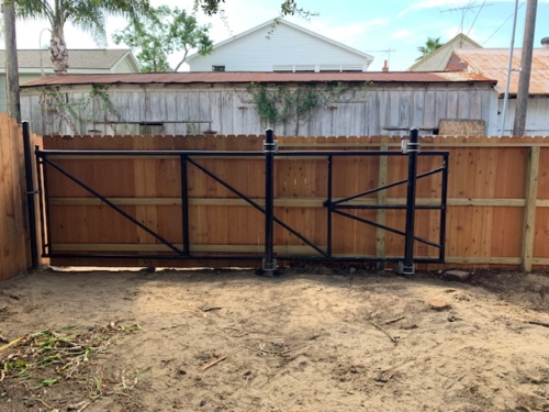 Wood slide gate